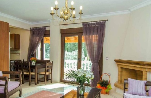 Kerveli Apartment | Apartment Hera in Samos Town - 2 persons, 1 bedrooms