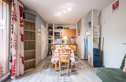 Termignon Apartment | Apartment 'Hirka' with Mountain View, Balcony and Wi-Fi