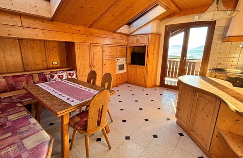 Fondo Apartment | Apartment 'Holzsuite' with Mountain View, Balcony and Wi-Fi