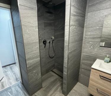 Rosenhugel Apartment | Apartment Home in NRW
