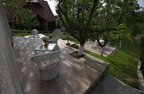 Vrdnik Apartment | Apartment Honey and milk