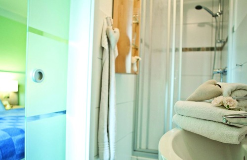 Pellworm Hotel | Apartment - Hotel Landhaus Leuchtfeuer Pellworm