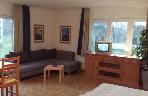 Pellworm Hotel | Apartment - Hotel Landhaus Leuchtfeuer Pellworm