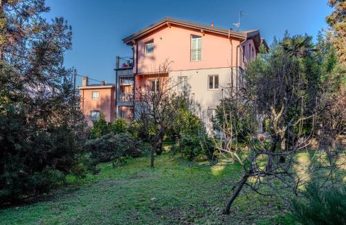 Germignaga Apartment | Apartment Il Pomelo by Interhome