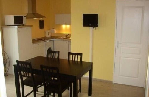 Tavel Apartment | Apartment in a Provencal house in the heart of the vineyards