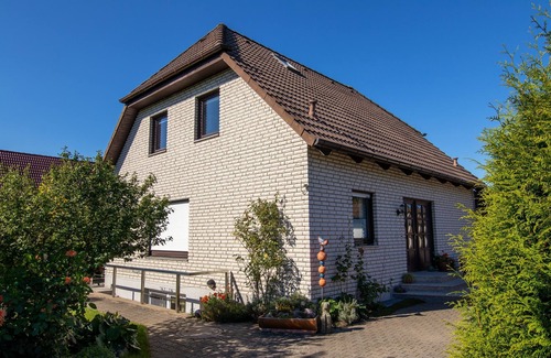Niepars Apartment | Apartment in a quiet village location - apartment