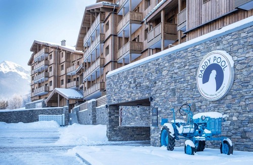 Montalbert Apartment | Apartment in Aime-La-Plagne with Ski-In/Ski-Out