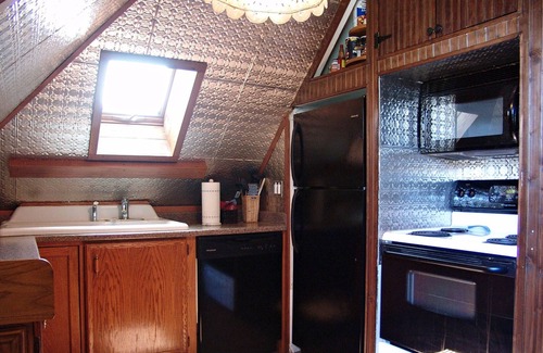 Massillon Apartment | Apartment In An 1882 Carriage House