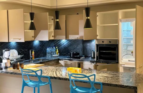 Old Dubai Apartment | Apartment in Bur dubai