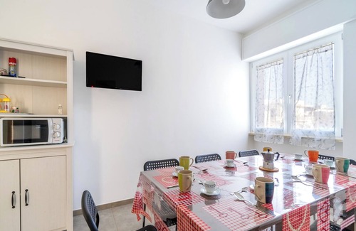 Matino Apartment | Apartment 'In Collina' with Private Terrace, Wi-Fi and Air Conditioning