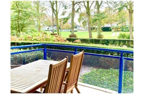 Domburg House | Apartment in Domburg with Wi-Fi and parking