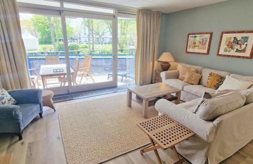 Domburg House | Apartment in Domburg with Wi-Fi and parking