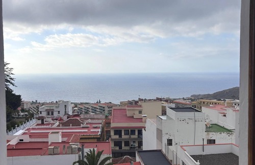 El Guincho Apartment | Apartment in the historical center of Icod de Los Vinos. Fully Equipped