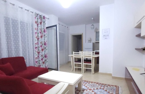 Tirana Apartment | Apartment in front of bus stop, in main street of Tirana
