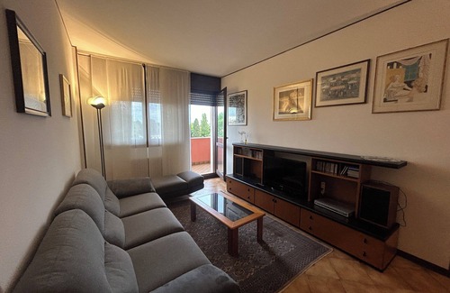 Padova Apartment | Apartment in front of the streetcar