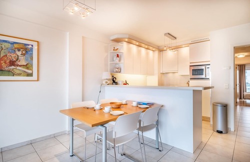Koksijde-Bad Apartment | Apartment in Koksijde with Sea View