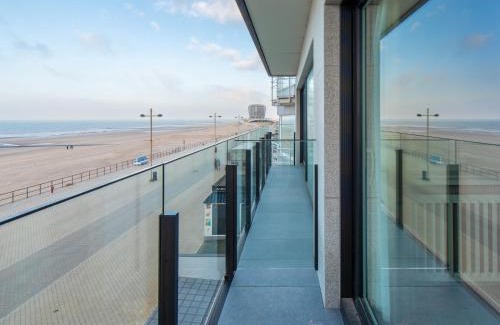 Middelkerke Apartment | Apartment in Middelkerke with Sea View