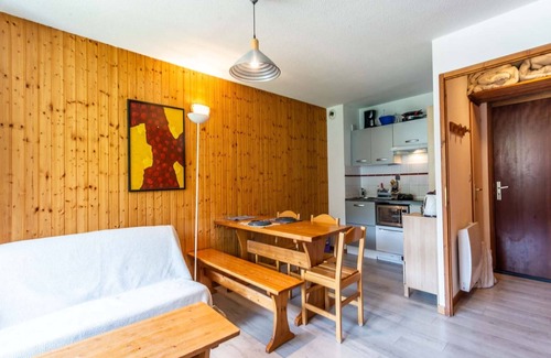 Les Esserts Apartment | Apartment in Morillon near Ski Resort