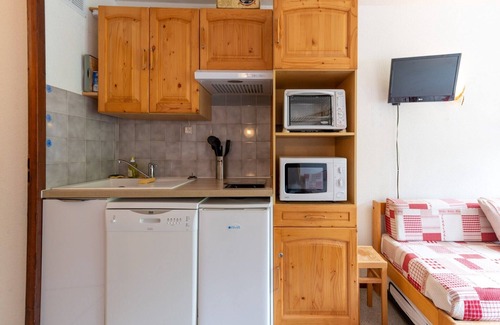 Les Esserts Apartment | Apartment in Morillon near Ski Resort