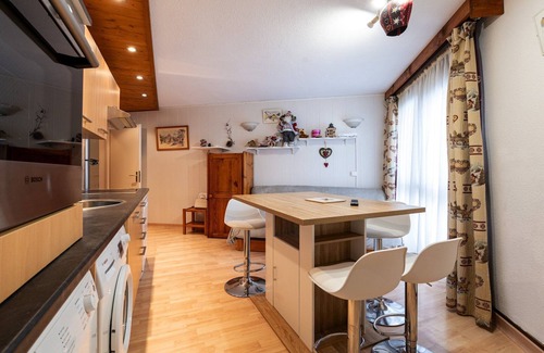 Les Esserts Apartment | Apartment in Morillon near Ski Slope