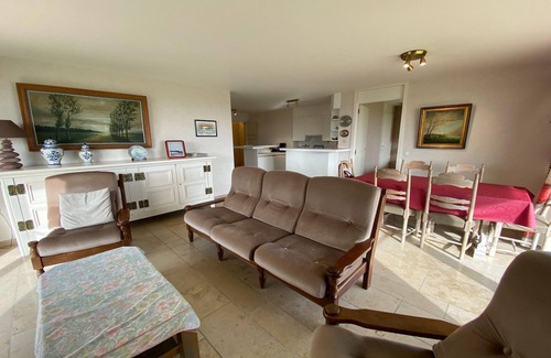Nieuwpoort Apartment | Apartment in Nieuwpoort by the Harbor
