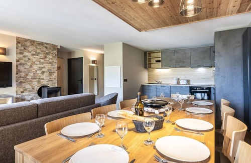 Risoul Apartment | Apartment in Risoul with Ski-In/Ski-Out Access