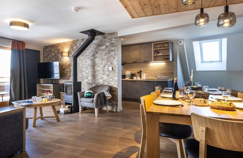 Risoul Apartment | Apartment in Risoul with Ski-In/Ski-Out Access