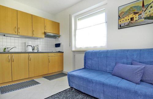 Silandro Apartment | Apartment in Schlanders with terrace