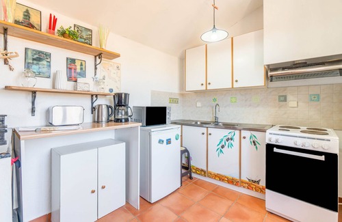 Old Town Apartment | Apartment 'In The Heart Of Corfu' with Wi-Fi and Air Conditioning