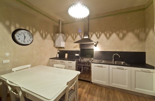 Parma City Centre Apartment | Apartment in the Very City Centre of Parma-Emilia Romagna