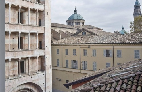 Parma City Centre Apartment | Apartment in the Very City Centre of Parma-Emilia Romagna