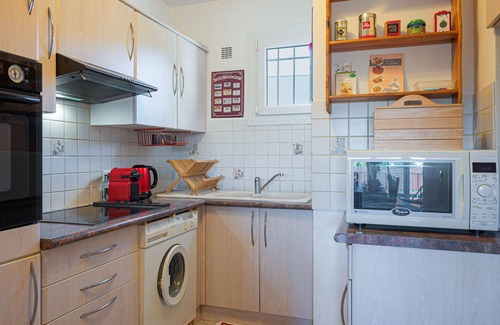 Golfe Juan Apartment | Apartment in Vallauris with 2 bedrooms sleeps 6