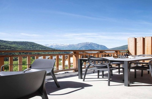 Vaujany Apartment | Apartment in Vaujany near Alpe d'Huez Slopes