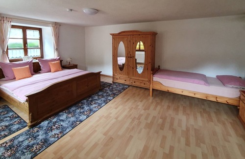Kleines Wiesental Apartment | Apartment in Wies at the foot of the Köhlgarten. Many hiking possibilities