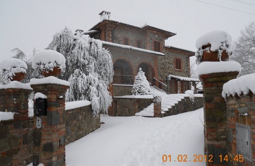 Lucignano Villa | Apartment inside the Villa di Dariio