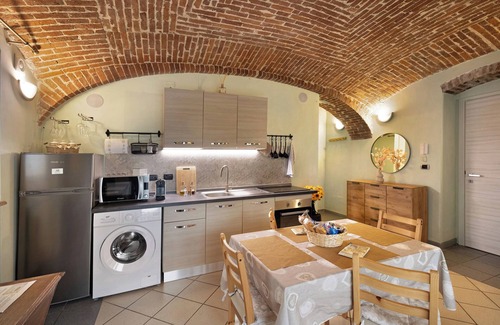 Peveragno Apartment | Apartment 'Intero Con Patio' with Mountain View, Private Terrace and Wi-Fi