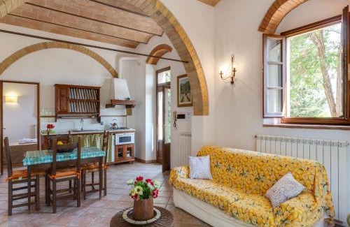 Barberino Tavarnelle House | Apartment with pool in Barberino Val d'Elsa