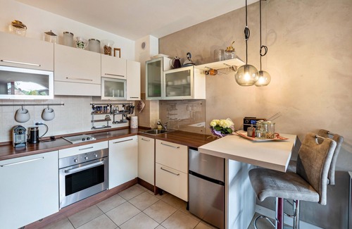 Castion Veronese Apartment | Apartment 'Residence Corte La Fiorita' with Shared Pool, Wi-Fi and Air Conditioning