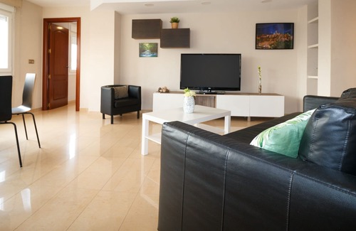 Plaza de Toros Vieja Apartment | Apartment Javier Summ