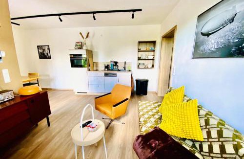 Naumburg Apartment | Apartment Joe's Home-modern,vintage Style