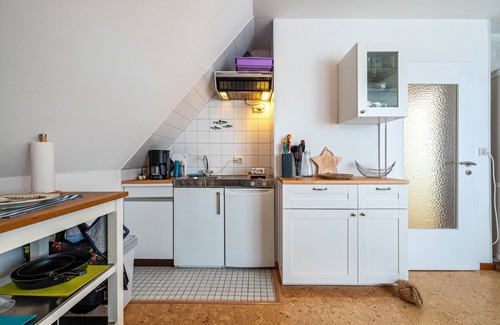 Pellworm Apartment | Apartment 'Jule' with Shared Terrace, Shared Garden and Wi-Fi