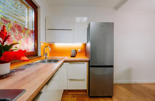Sarajevo Apartment | Apartment Jutro with free private parking-garage