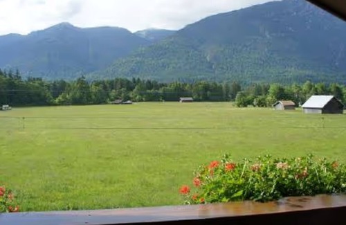 Hammersbach Apartment | Apartment 'Kramerblick' with Mountain View and Balcony