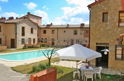 Gambassi Terme Apartment | Apartment La Chicca by Interhome