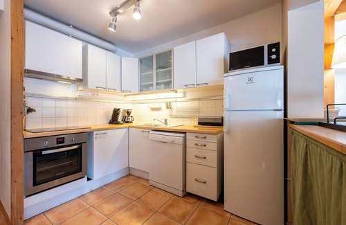 Valloire Apartment | Apartment 'La Maison D’Anthelmette' with Mountain View, Balcony and Wi-Fi