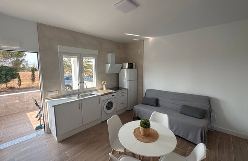Pujaire Apartment | Apartment 'La Palmera' with Private Terrace and Air Conditioning