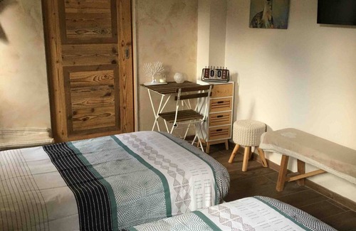 Seez Apartment | Apartment 'La Petite Étoile' with Mountain View, Private Garden and Wi-Fi