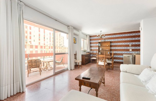 Torre del Mar Apartment | Apartment 'Las Gaviotas 141' with Shared Pool, Wi-Fi and Air Conditioning