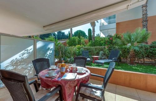 Cavaliere Apartment | Apartment Le Domaine de la Baie-3 by Interhome