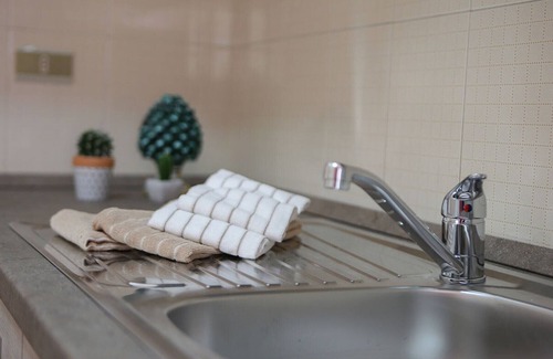 Balestrate Apartment | Apartment 'Le Magnolie 14 - 2° Piano' with Sea View, Wi-Fi and Air Conditioning